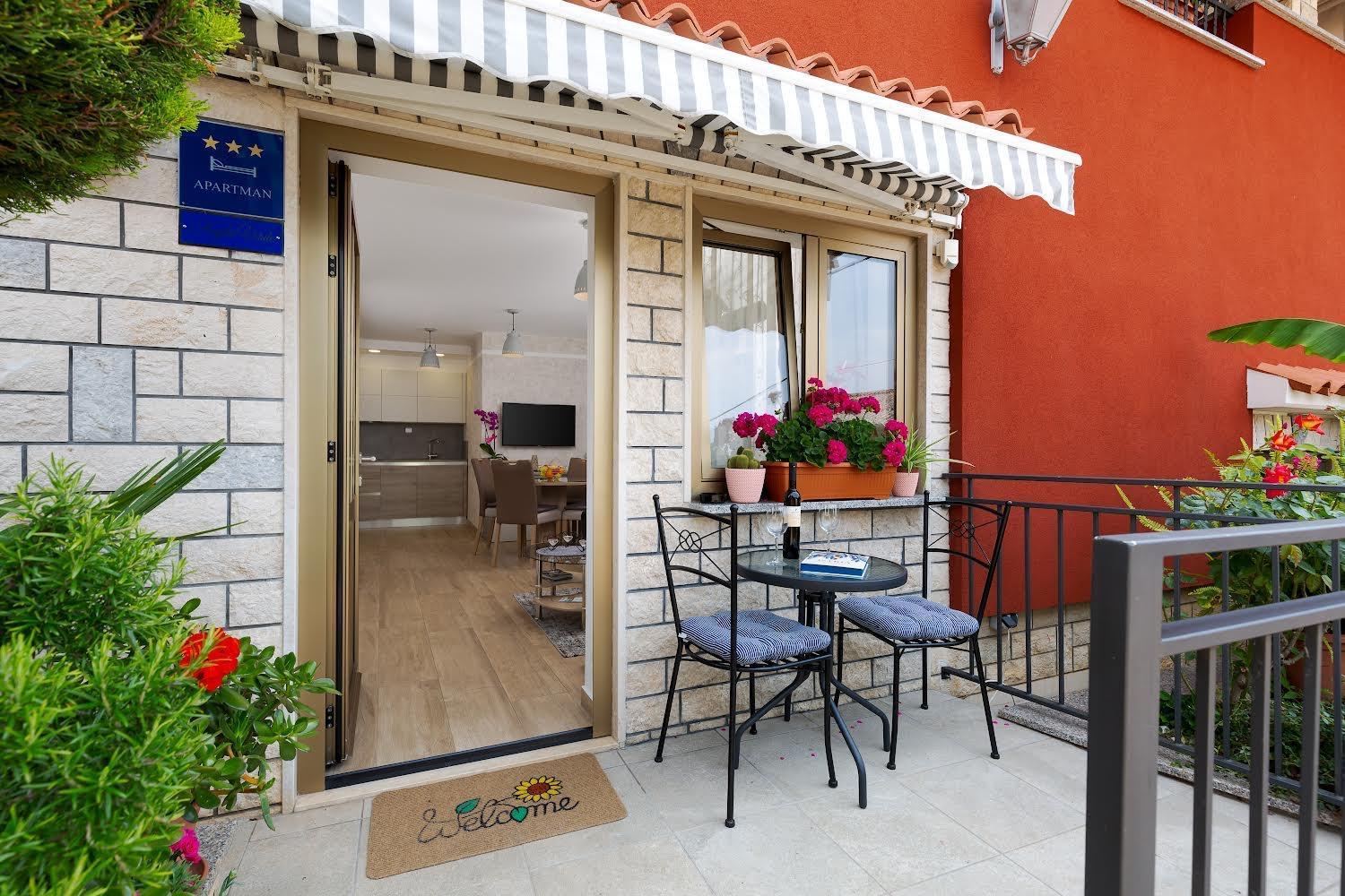 Apartman Angolo Verde Vizinada Exterior photo
